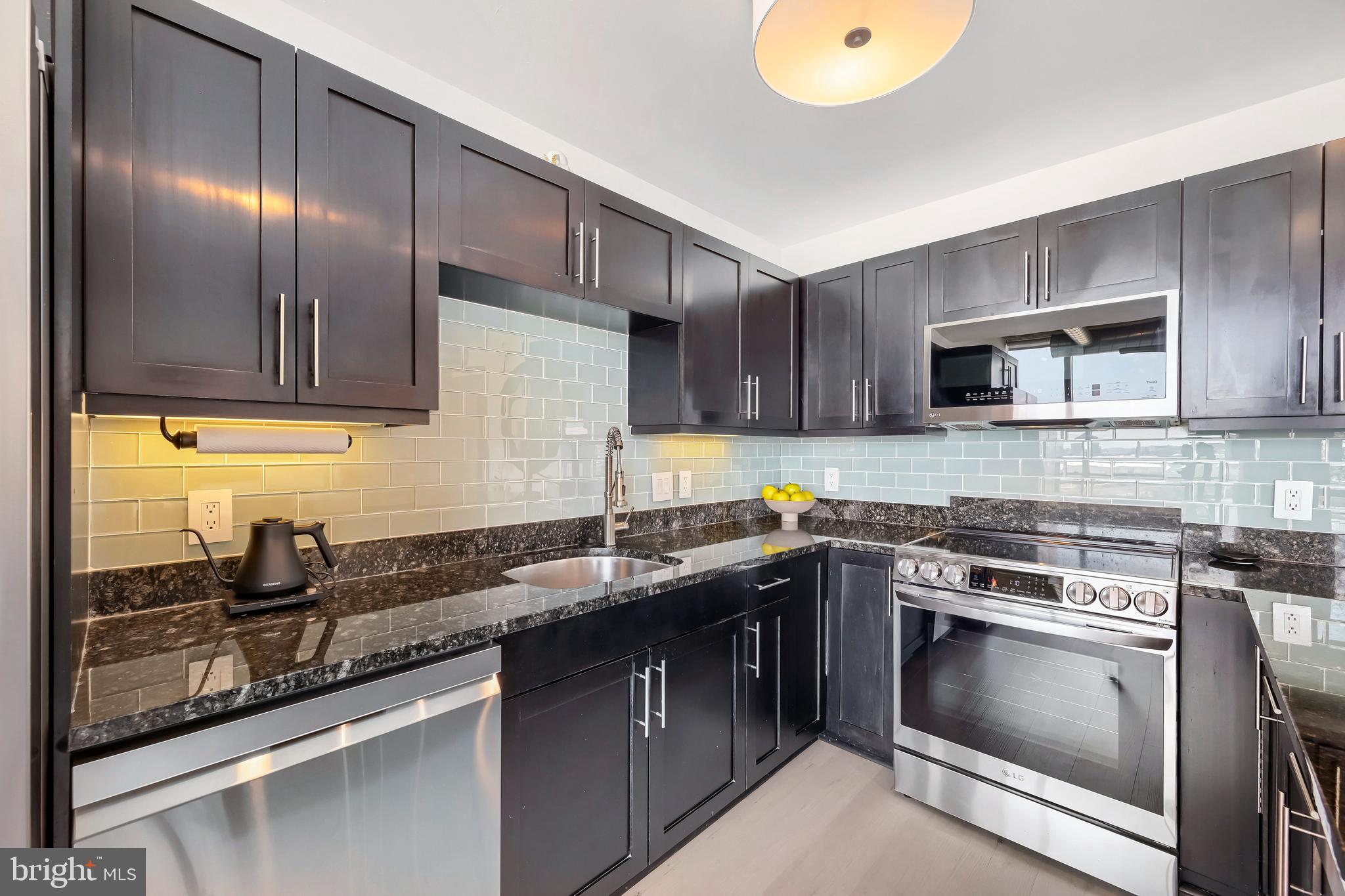1200 Steuart Street, Unit 514 Baltimore, MD 21230 - Photo 11 of 44