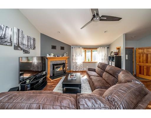 411 Turners Falls Road Montague, MA 01351 - Photo 11 of 28 Gallery Image 11