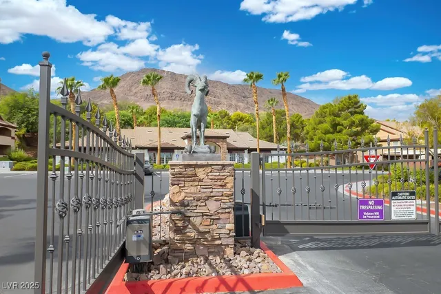 $1,395 | 231 West Horizon Ridge Parkway, Unit 728, Henderson, NV 89012