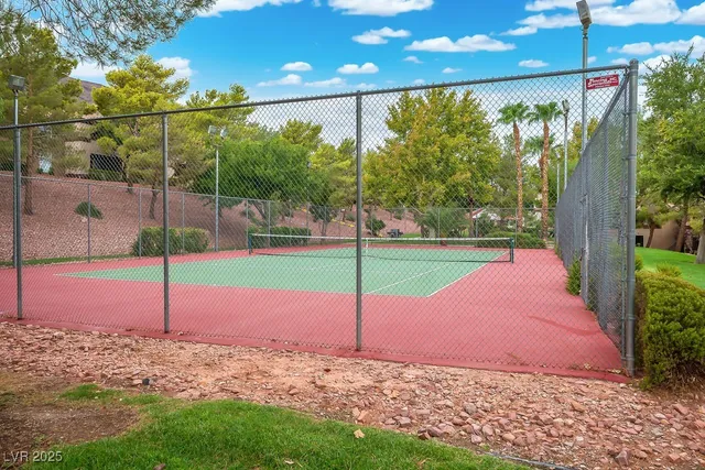 $1,395 | 231 West Horizon Ridge Parkway, Unit 728, Henderson, NV 89012