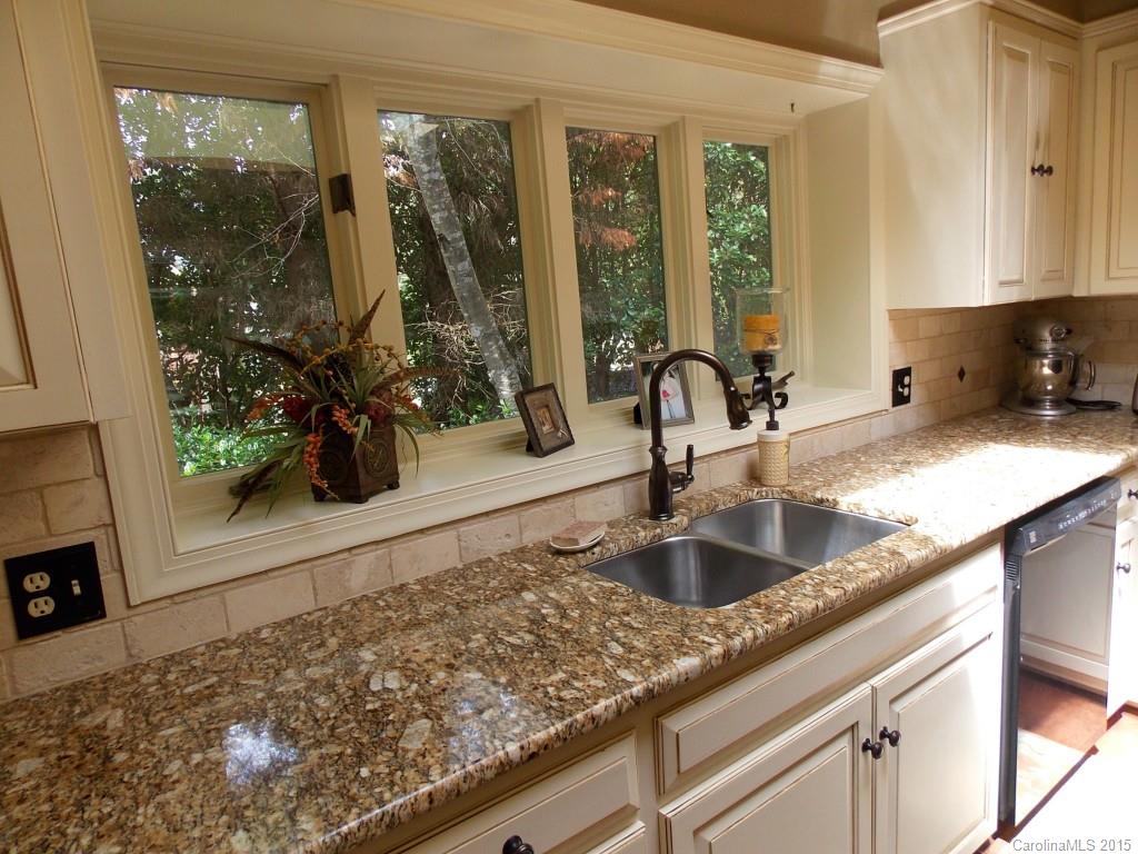 538 Briarwood Road Lancaster, SC 29720 - Photo 5 of 24 Gallery Image 5