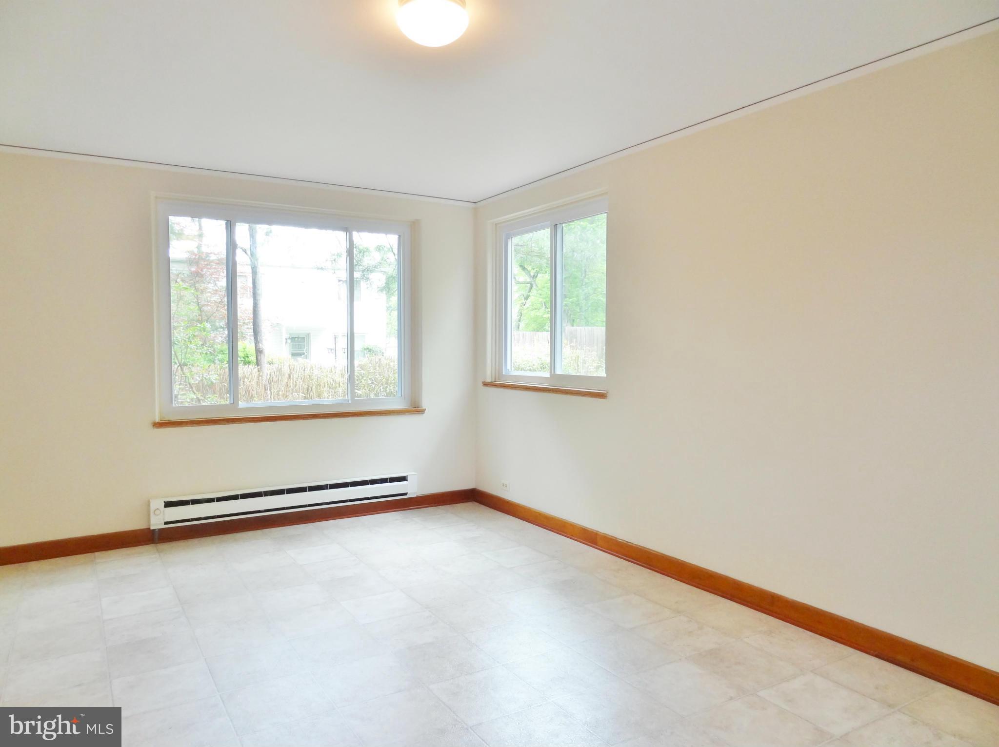 17 Ridge Road, Unit G Greenbelt, MD 20770 - Photo 6 of 16 Living Room