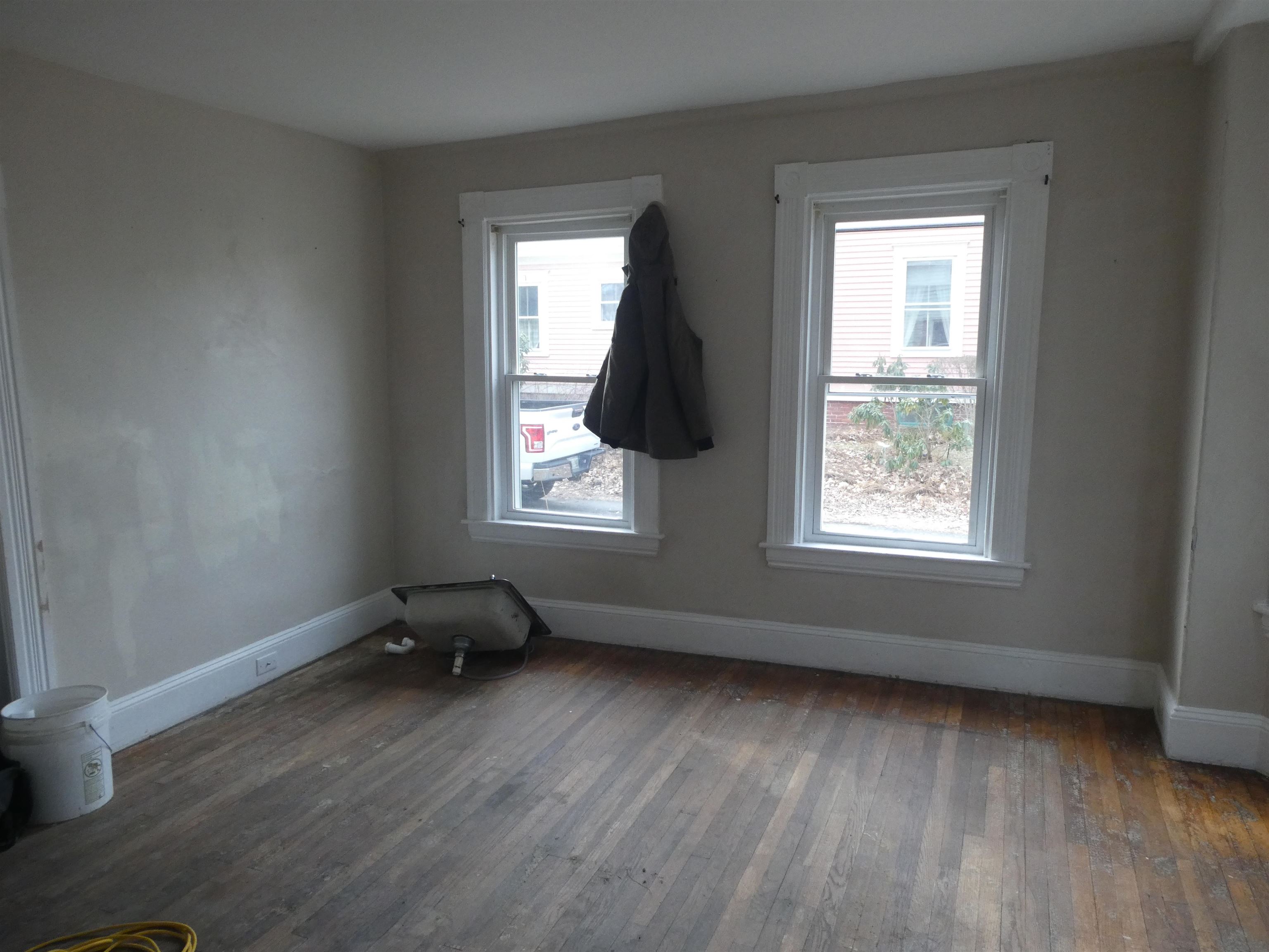 831 Chestnut Street Manchester, NH 03104 - Photo 14 of 28 Gallery Image 14