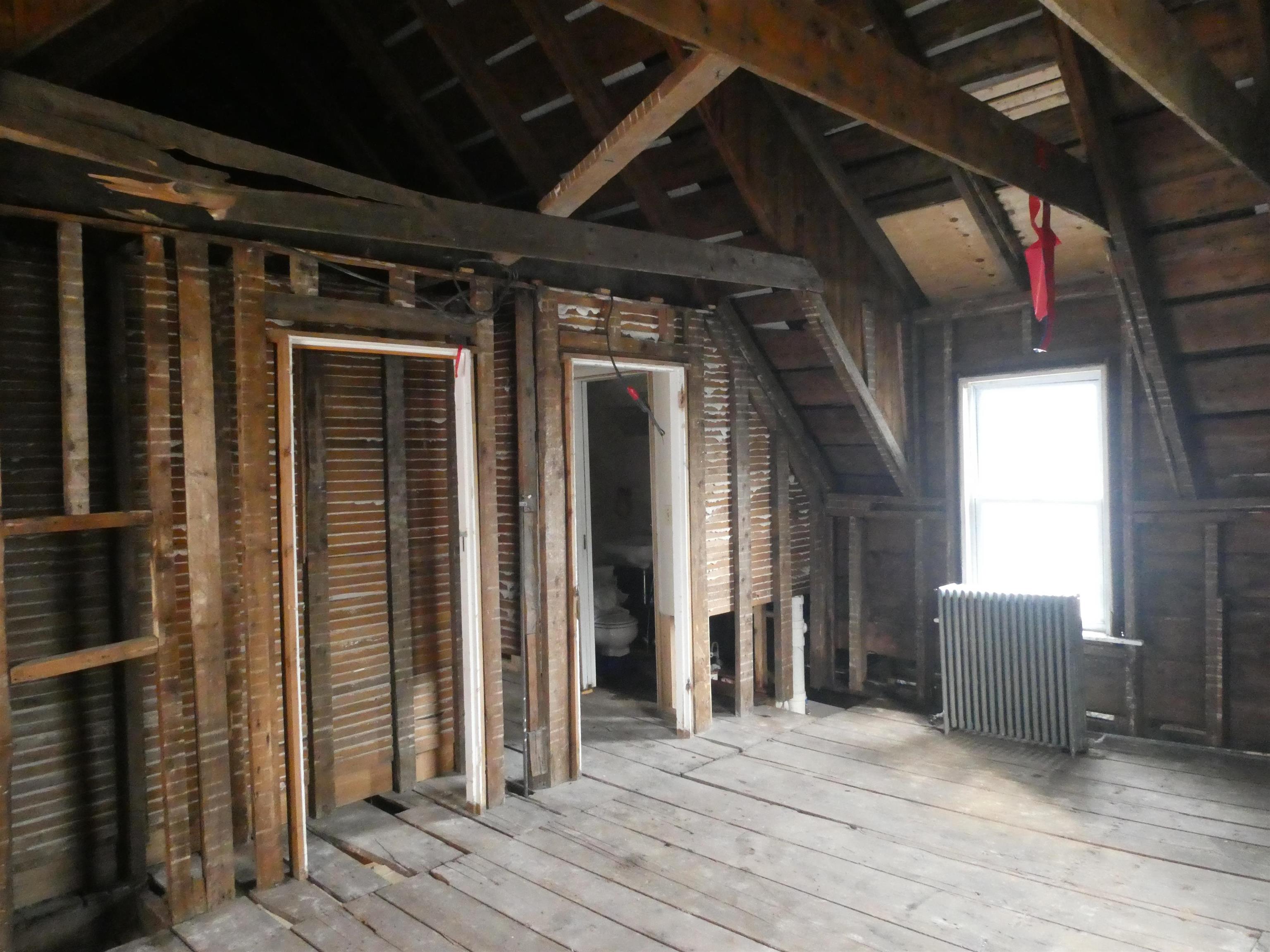 831 Chestnut Street Manchester, NH 03104 - Photo 21 of 28 Gallery Image 21