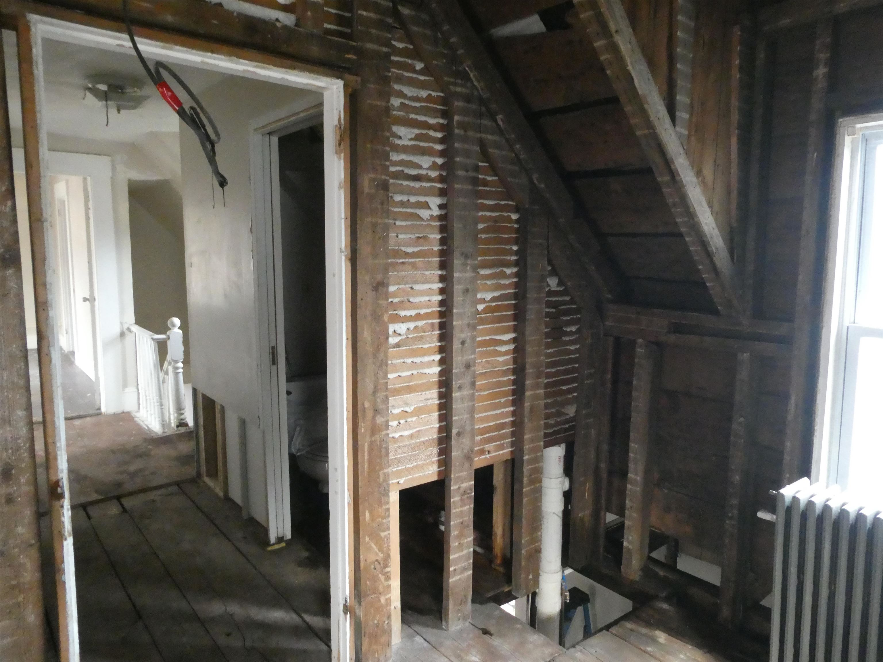 831 Chestnut Street Manchester, NH 03104 - Photo 22 of 28 Gallery Image 22