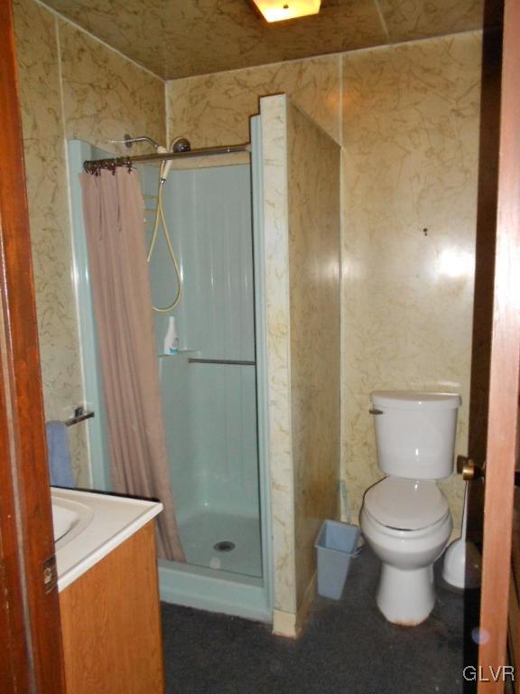 1271 Spring Valley Road Bethlehem, PA 18015 - Photo 13 of 33 Gallery Image 13