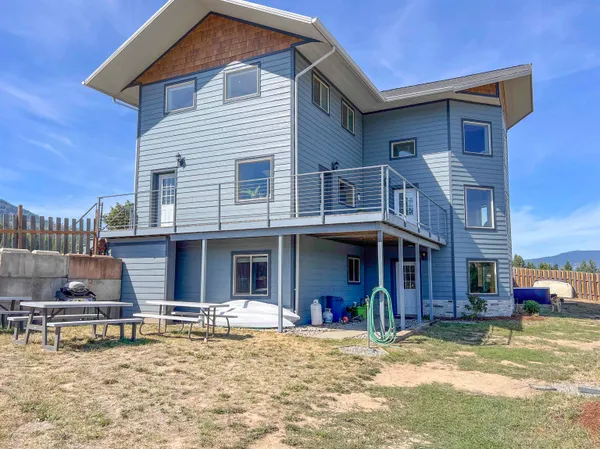 $819,000 | 719 Deer Meadow Way, Kettle Falls, WA 99141