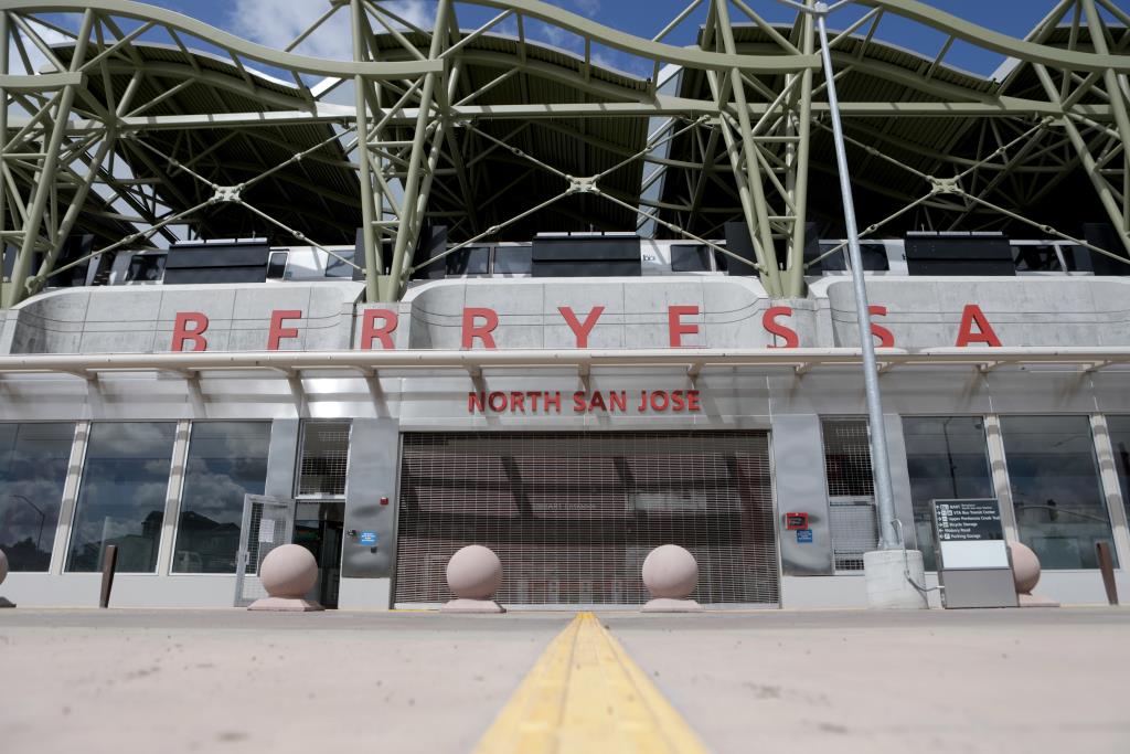 2051 Nunes Drive San Jose, CA 95131 - Photo 47 of 47 a view of entryway front of retail shop