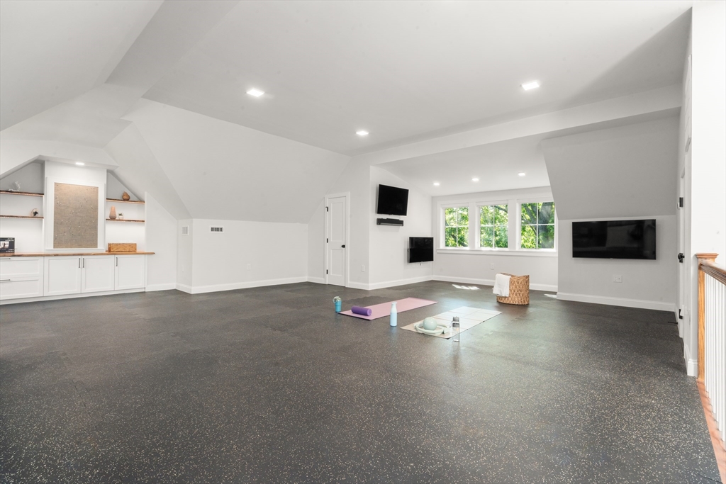 175 Coolidge Hill Road Cambridge, MA 02138 - Photo 27 of 42