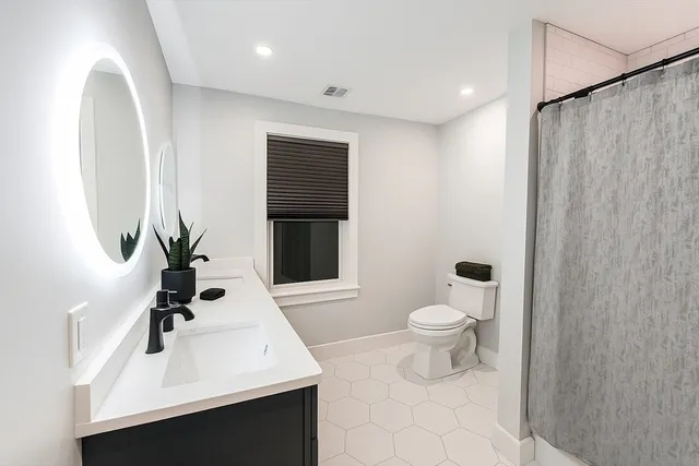 $1,485,000 | 6 Rivendell Lane, Millis, MA 02054