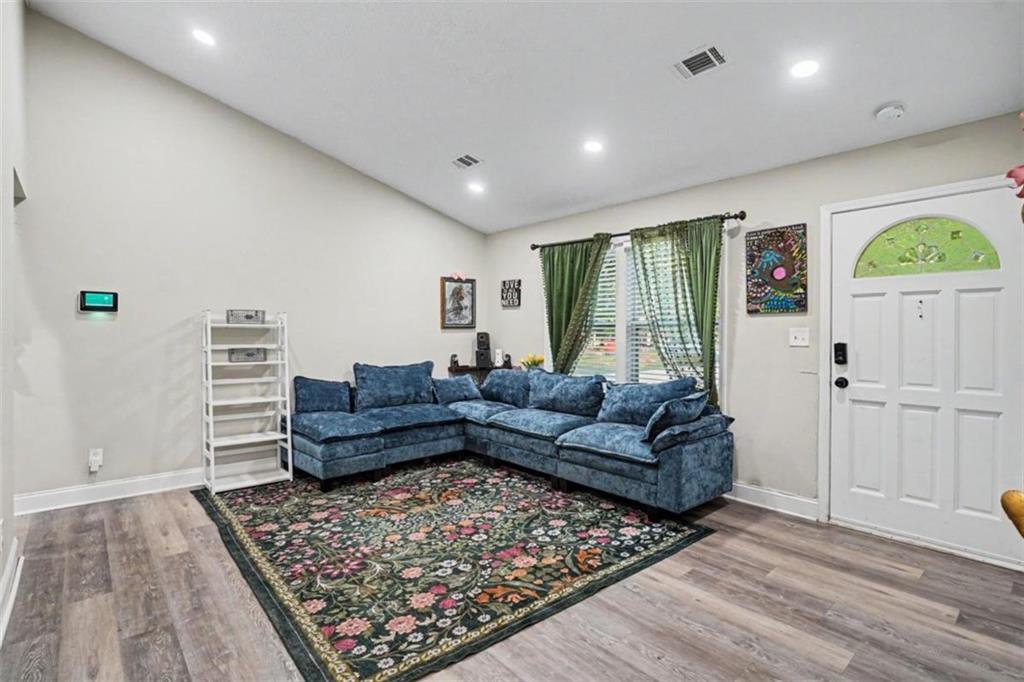 166 Kipling Way Riverdale, GA 30274 - Photo 5 of 30