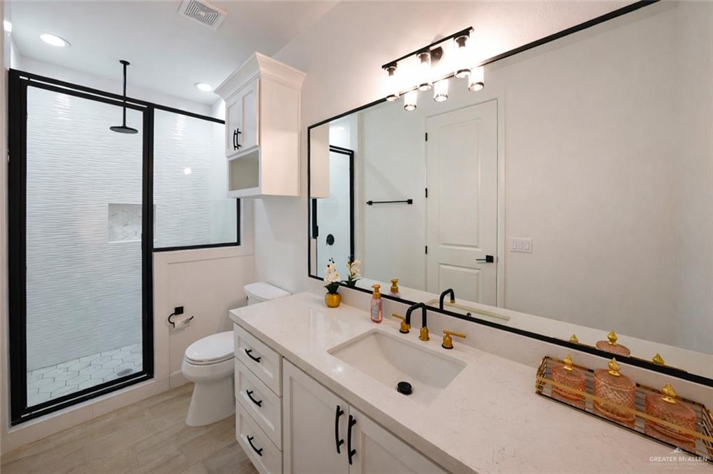 8401 Highway 107 Mission, TX 78573 - Photo 18 of 20