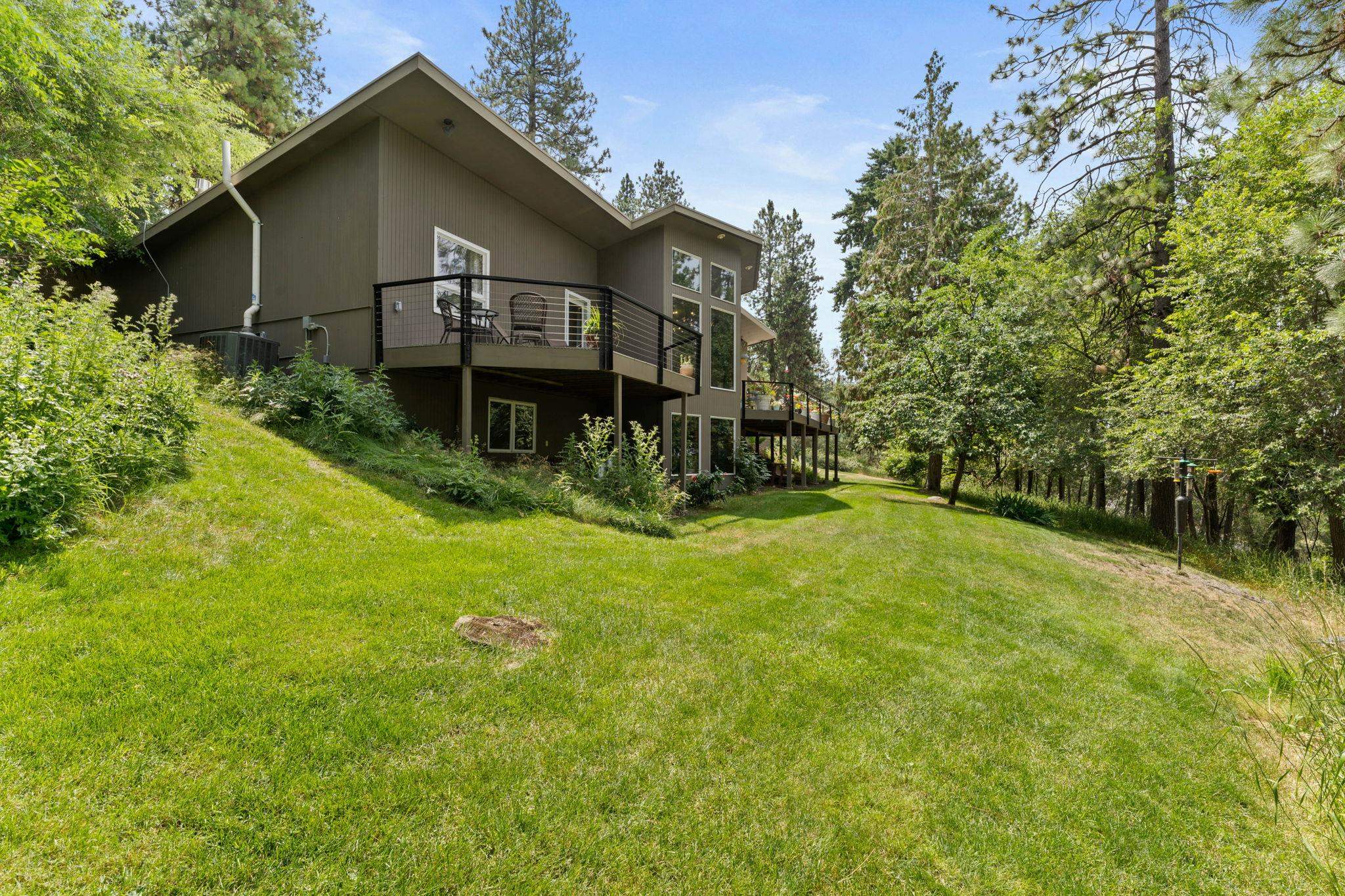 4723 South Glenrose Road Spokane, WA 99223 - Photo 31 of 48