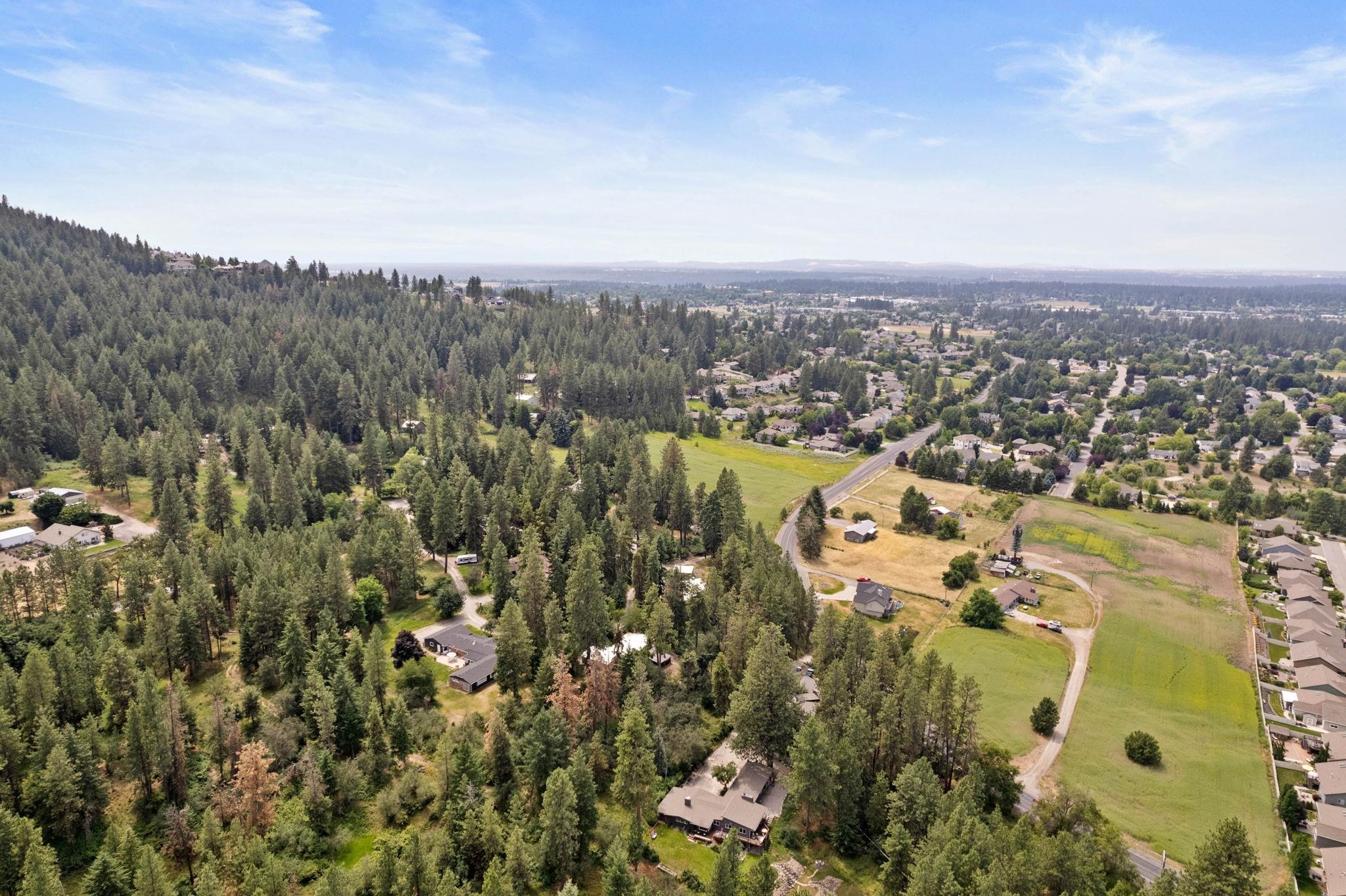 4723 South Glenrose Road Spokane, WA 99223 - Photo 44 of 48