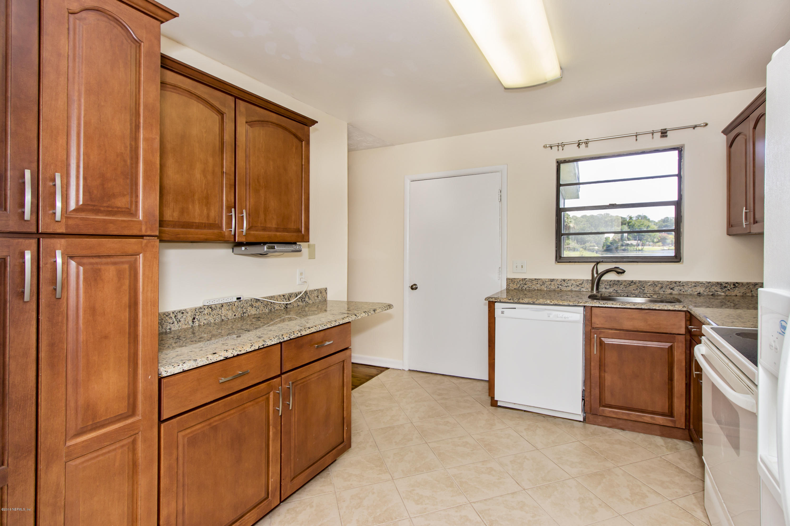 4159 Marianna Road Jacksonville, FL 32217 - Photo 3 of 25 015_Kitchen