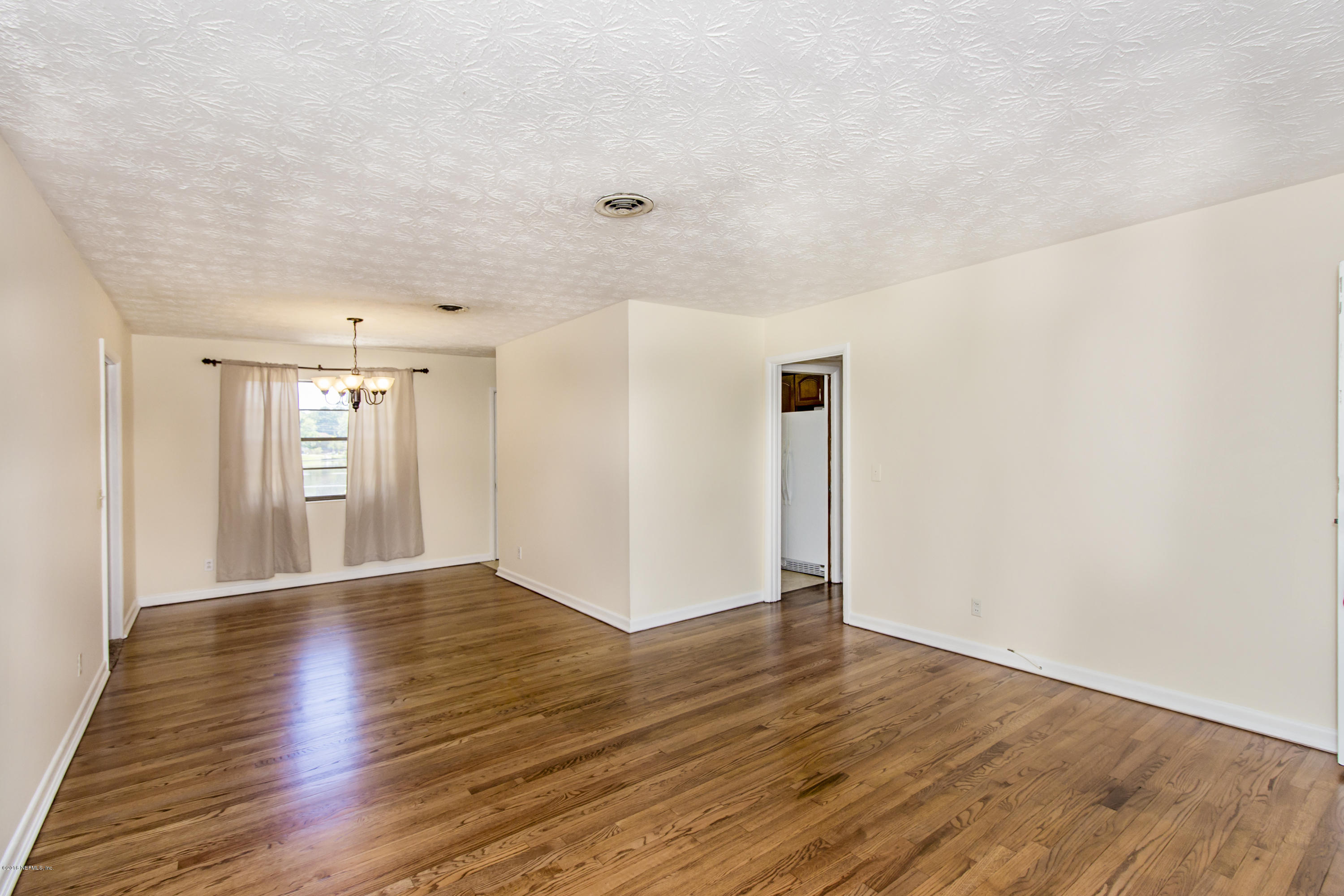 4159 Marianna Road Jacksonville, FL 32217 - Photo 6 of 25 019_Living Room