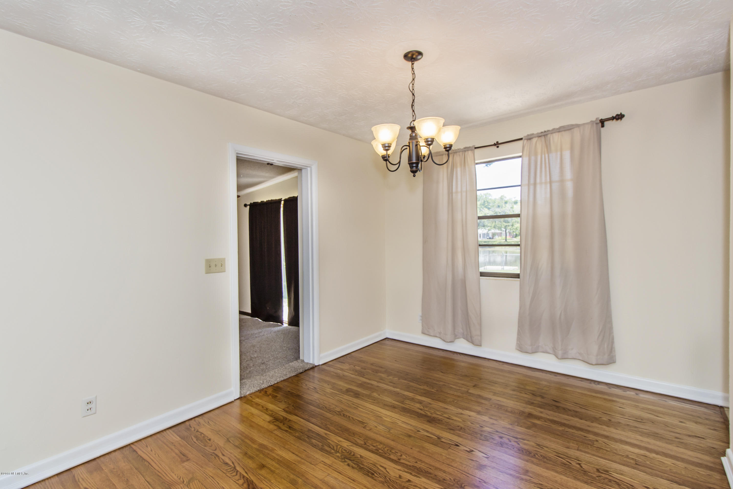 4159 Marianna Road Jacksonville, FL 32217 - Photo 9 of 25 010_Dining Room