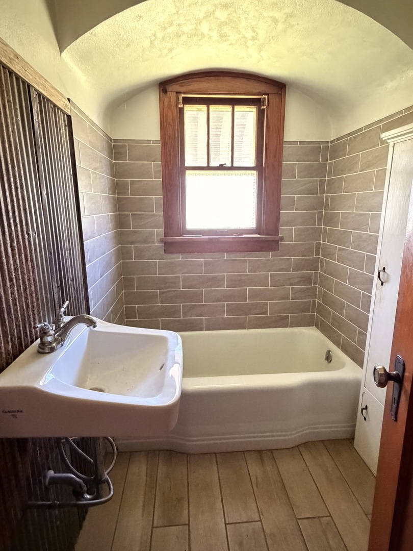 518 West St Paul Street Spring Valley, IL 61362 - Photo 9 of 13 Gallery Image 9