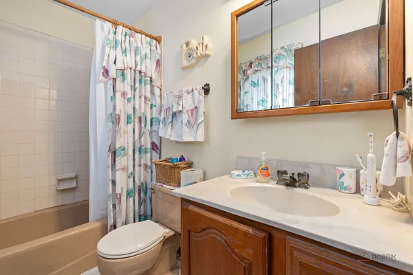 $489,900 | 1124 Anvil Court, Addison, IL 60101