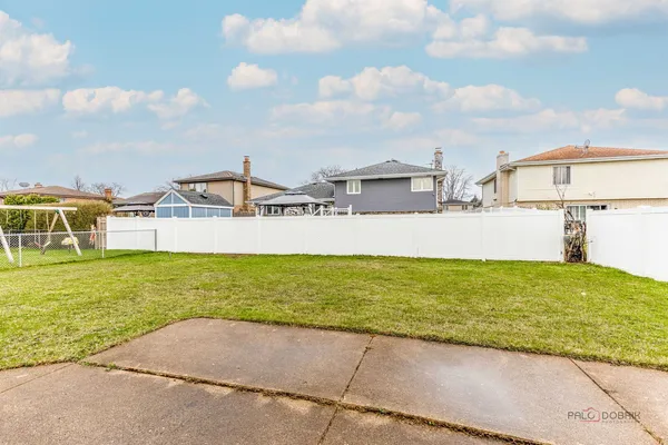 $489,900 | 1124 Anvil Court, Addison, IL 60101