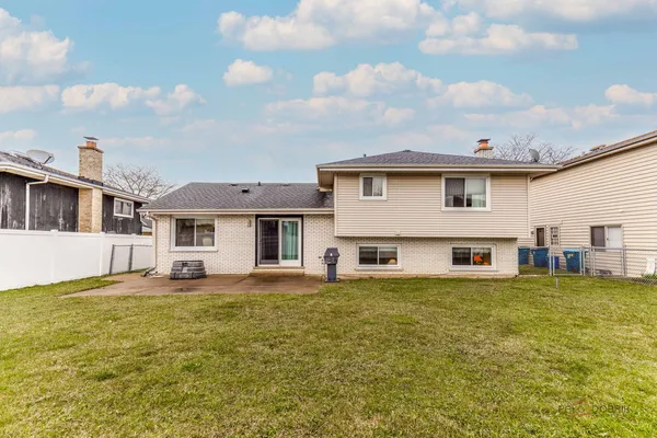 $489,900 | 1124 Anvil Court, Addison, IL 60101