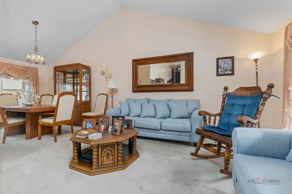 $489,900 | 1124 Anvil Court, Addison, IL 60101