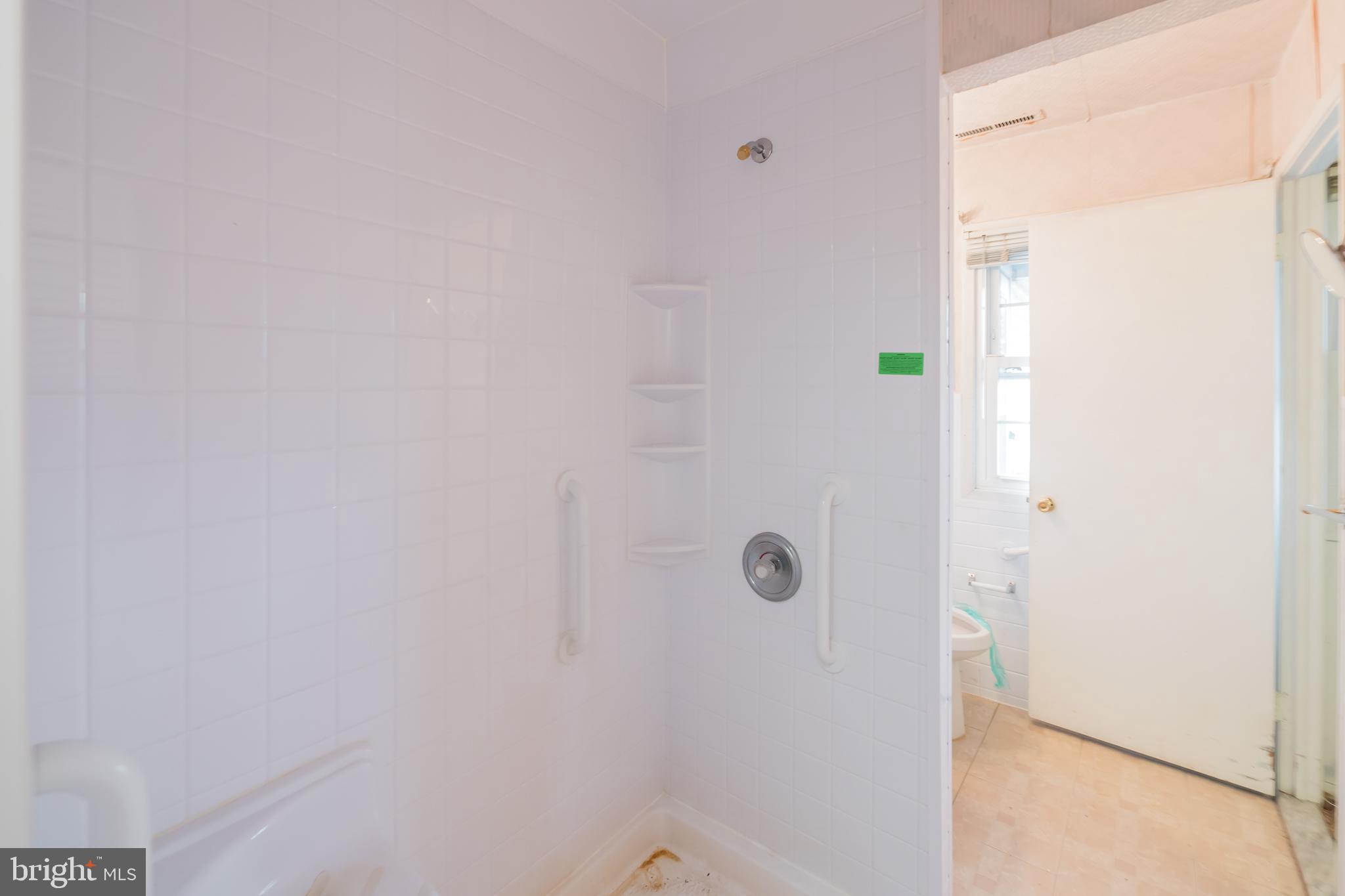 1702 Chesterton Road Baltimore, MD 21244 - Photo 17 of 25