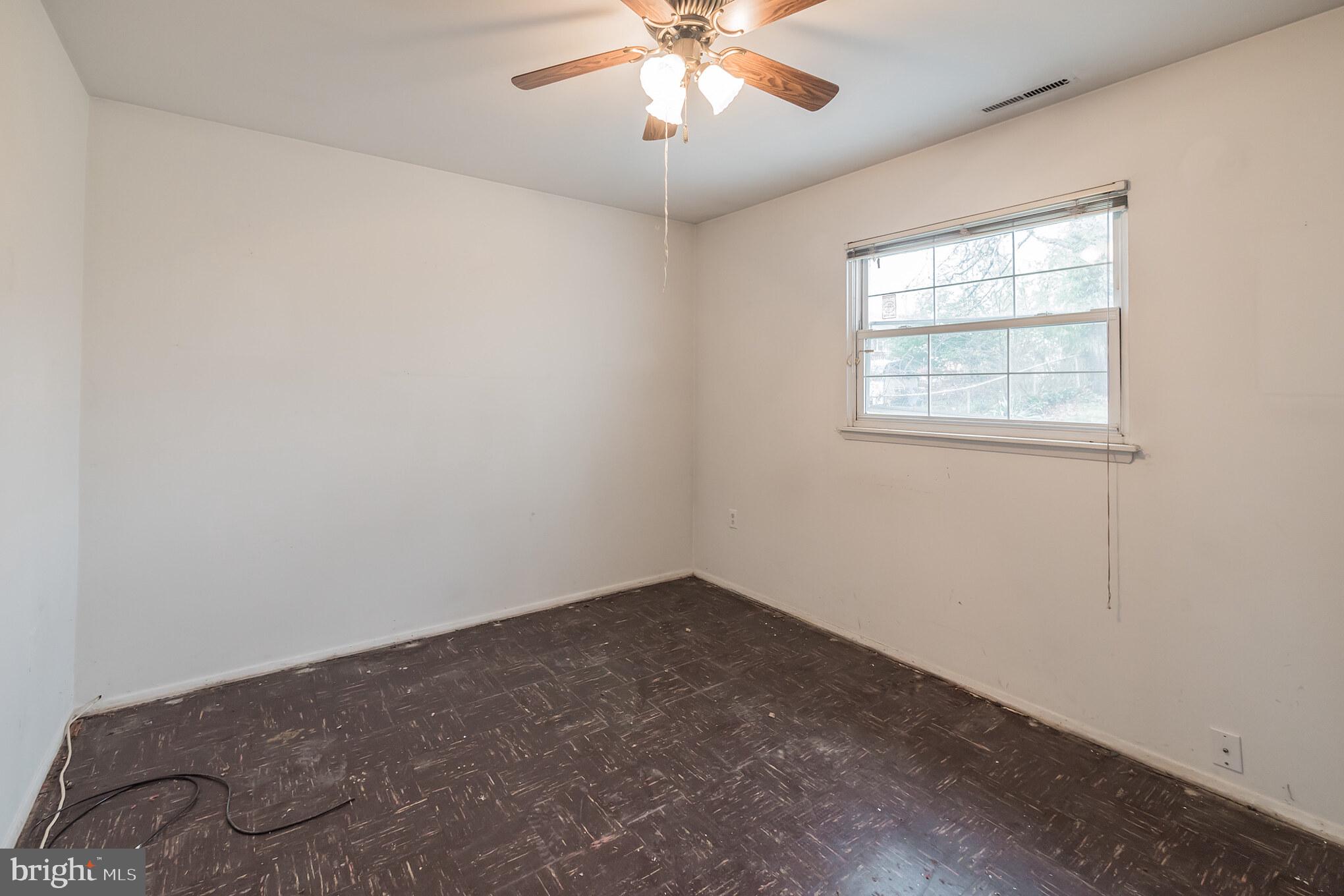1702 Chesterton Road Baltimore, MD 21244 - Photo 22 of 25