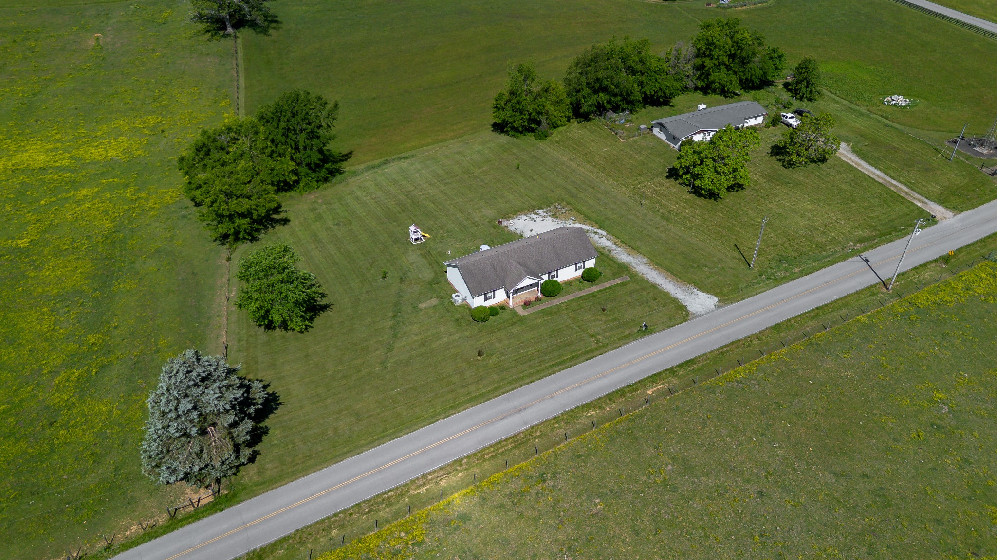 491 White Road Portland, TN 37148 - Photo 5 of 30
