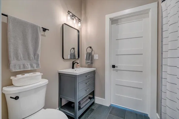 $599,900 | 5 Reserve Road, Moneta, VA 24121