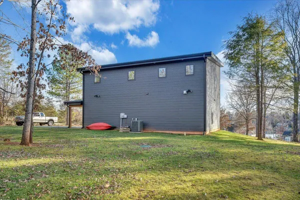 $599,900 | 5 Reserve Road, Moneta, VA 24121
