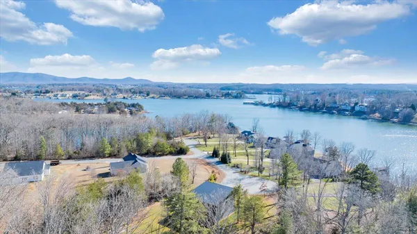 $599,900 | 5 Reserve Road, Moneta, VA 24121
