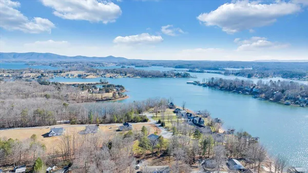 $599,900 | 5 Reserve Road, Moneta, VA 24121