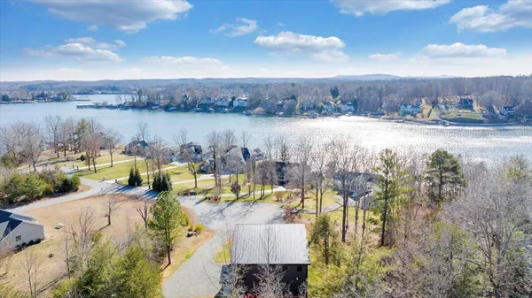 $599,900 | 5 Reserve Road, Moneta, VA 24121