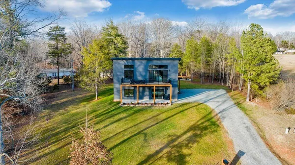 $599,900 | 5 Reserve Road, Moneta, VA 24121