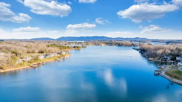 $599,900 | 5 Reserve Road, Moneta, VA 24121