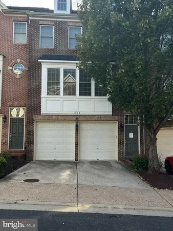 $729,000 | 504 Triadelphia Way, Alexandria, VA 22312