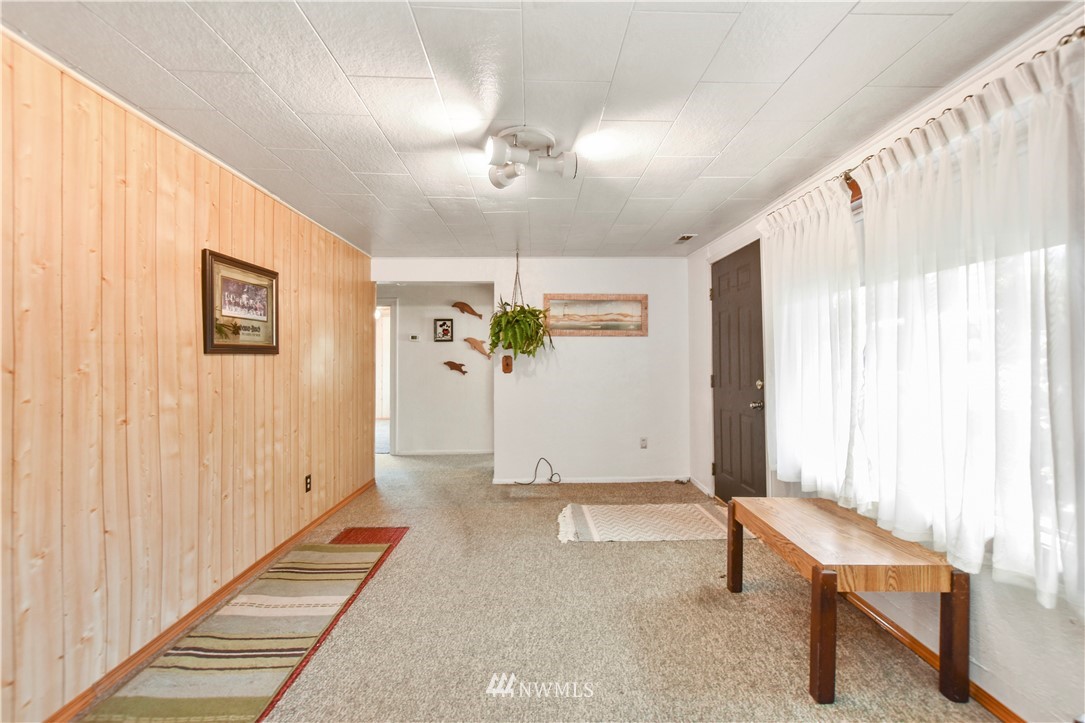 811 Olson Road Longview, WA 98632 - Photo 5 of 19 Gallery Image 5