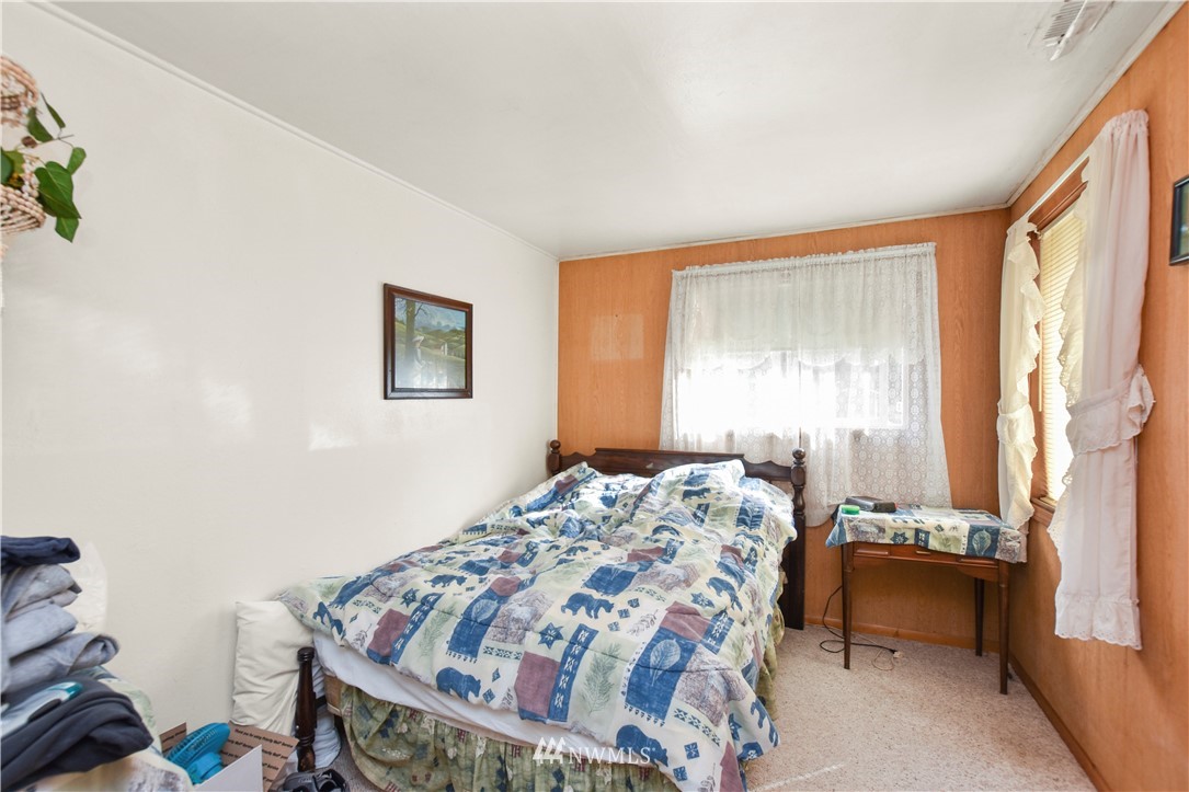 811 Olson Road Longview, WA 98632 - Photo 8 of 19 Gallery Image 8