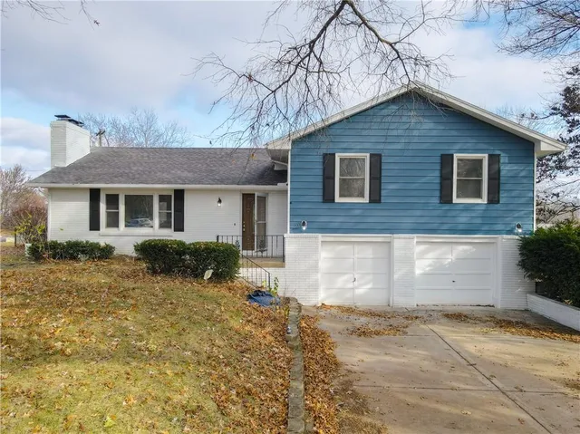 $475,000 | 14655 Gale Road, Smithville, MO 64089