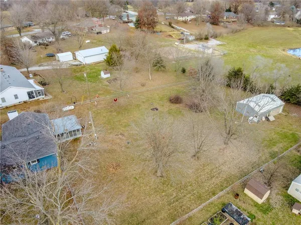 $475,000 | 14655 Gale Road, Smithville, MO 64089