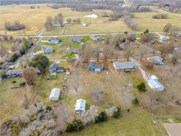$450,000 | 14655 Gale Road, Smithville, MO 64089