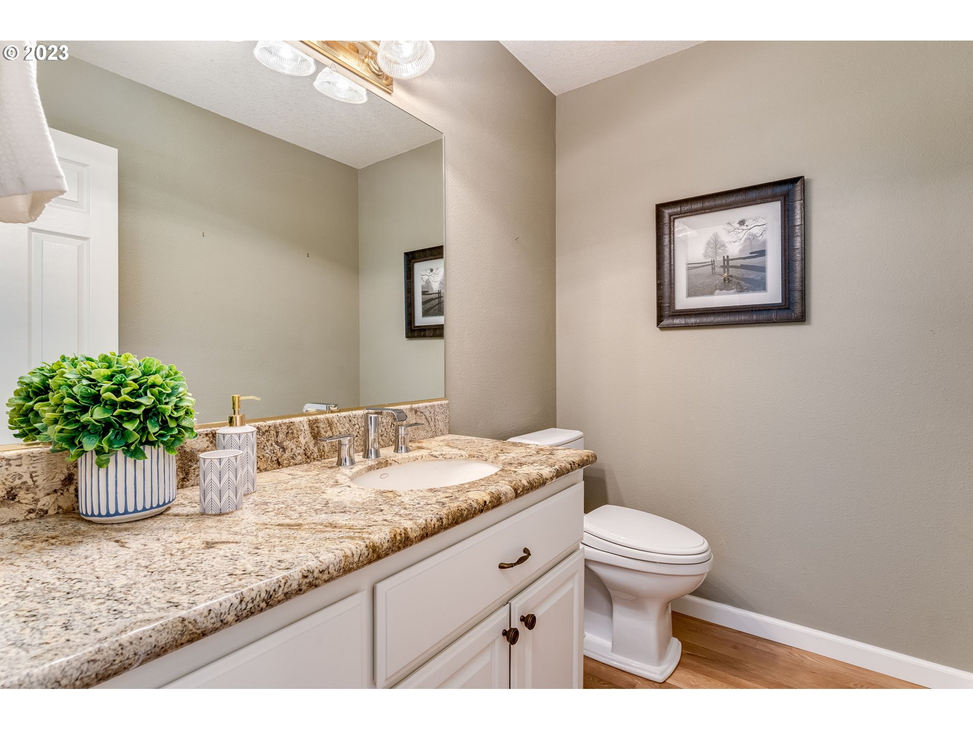 13525 Southwest Mountain Ridge Court Tigard, OR 97224 - Photo 26 of 43 Gallery Image 26