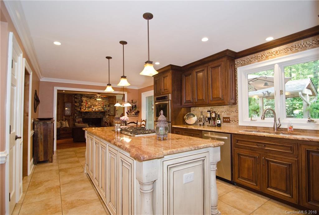 35 Fairway Ridge Lake Wylie, SC 29710 - Photo 13 of 36 Gallery Image 13