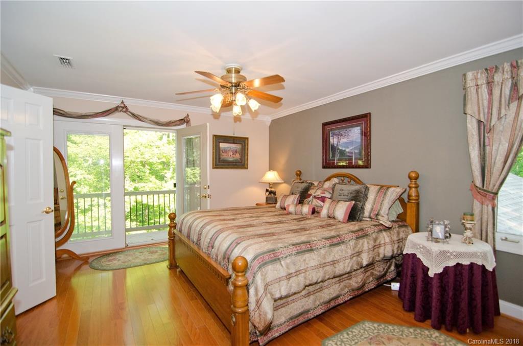35 Fairway Ridge Lake Wylie, SC 29710 - Photo 18 of 36 Gallery Image 18