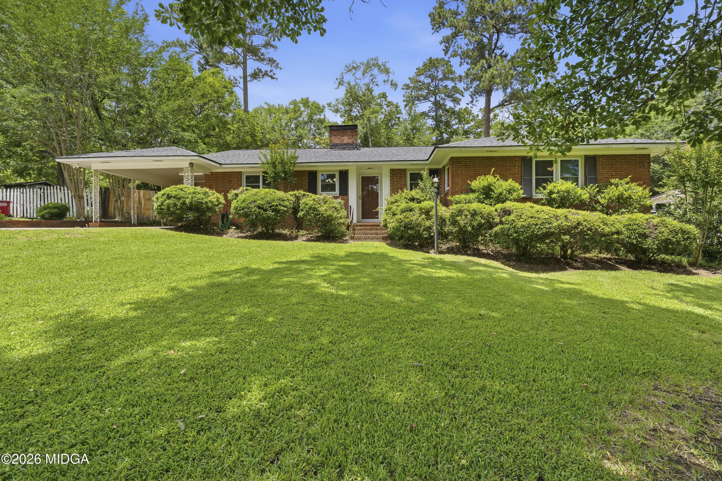 786 Windsor Rd-05645