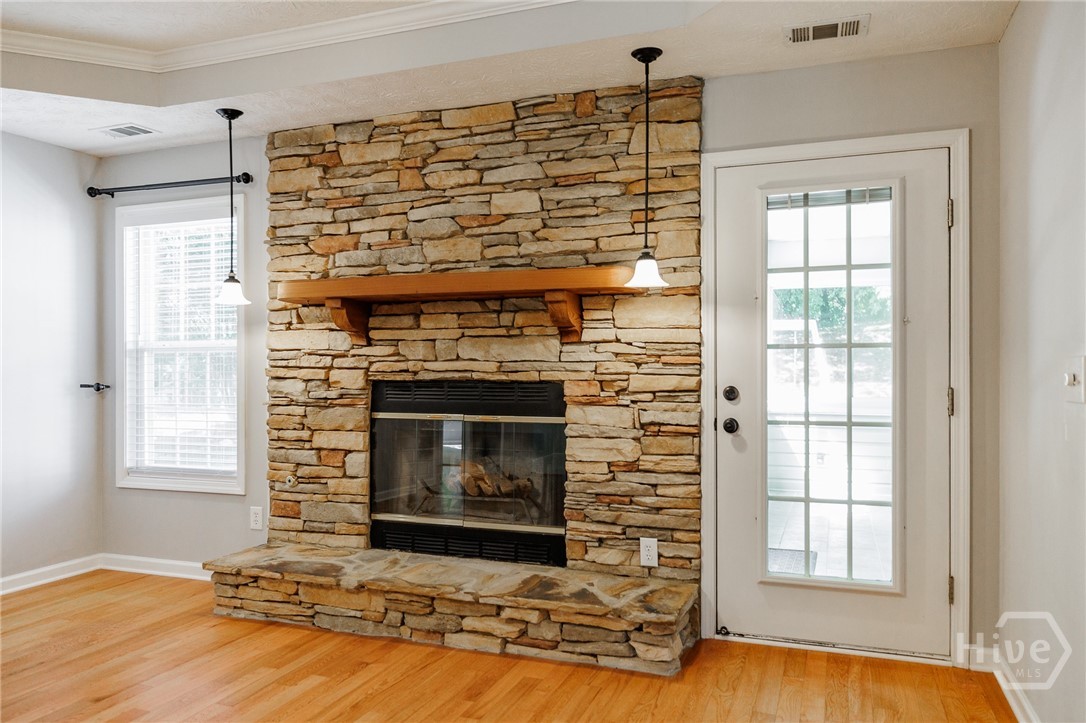 2249 Cluster Lane Grayson, GA 30017 - Photo 9 of 53