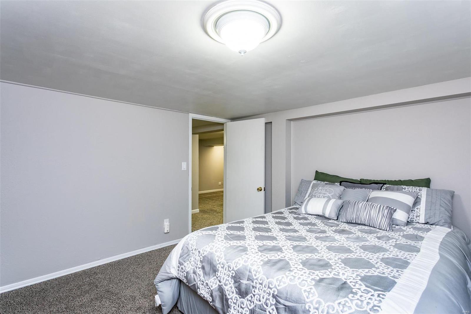 9900 Bunkum Road Fairview Heights, IL 62208 - Photo 21 of 32 Gallery Image 21