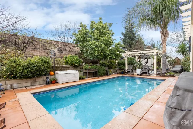 $494,999 | Undisclosed Address, Bakersfield, CA 93306