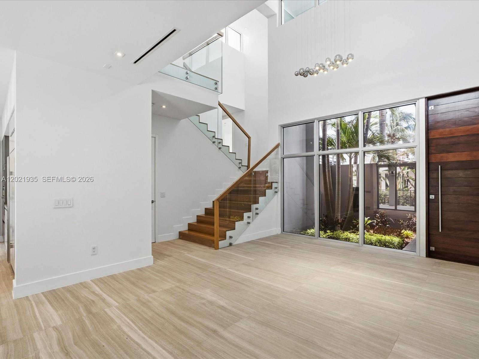 125 Hampton Lane Key Biscayne, FL 33149 - Photo 37 of 81